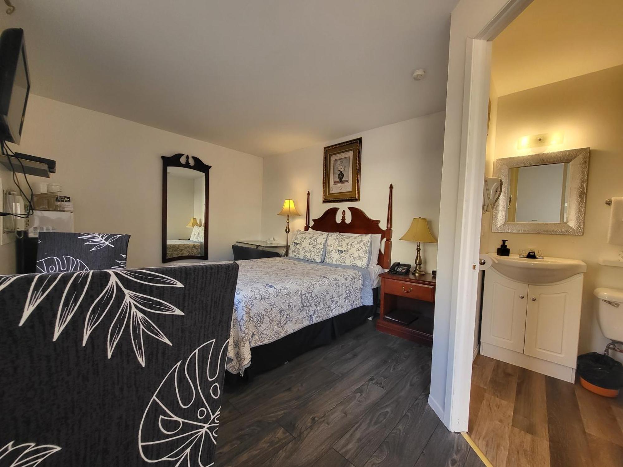 Motel Deblois Sainte-Anne-de-Beaupré Quarto foto